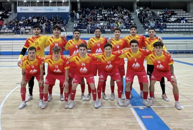 Passi a vuitens en una eliminatòria molt complicada (5-7)